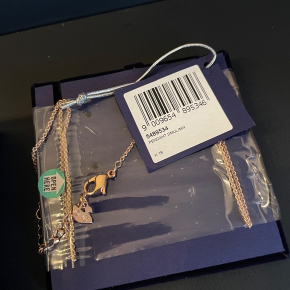 New SWAROVSKI 5489534 Rose Gold Crystal Symbolic Moon Pendant Necklace - Picture 5 of 8